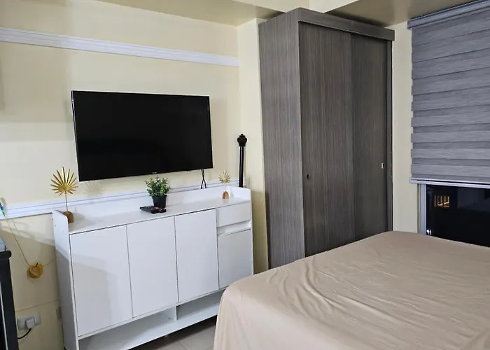 Cozynest In Avida Riala It Park T2, Pool,fast Wifi Aparthotel 4*